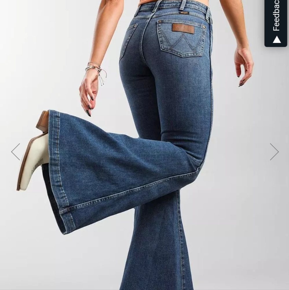 Retro Wrangler Stretch Flares